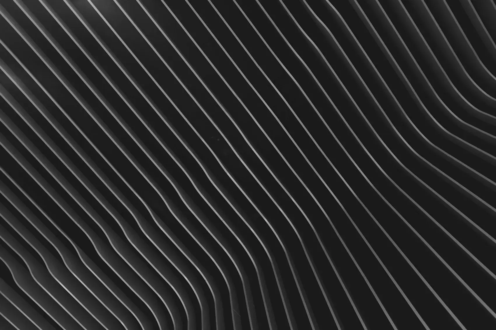 Custom AI workflows vs off-the-shelf tools: when each one wins